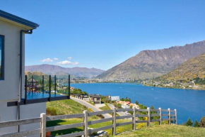 Ultimate Heights Queenstown Jaw-dropping views and Hot Tub
